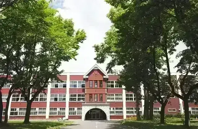 クラーク記念国際高等学校