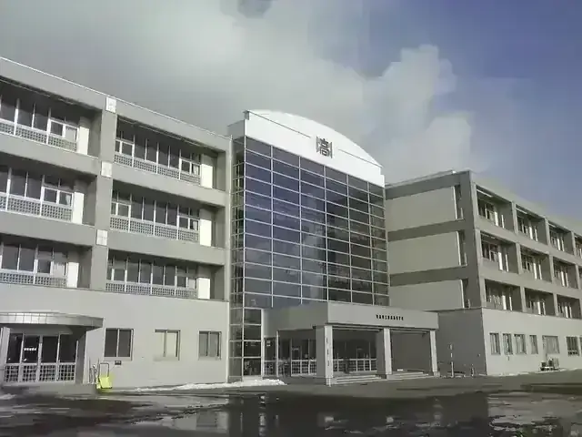 青森県立青森高等学校