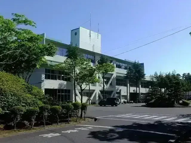 秋田県立仁賀保高等学校