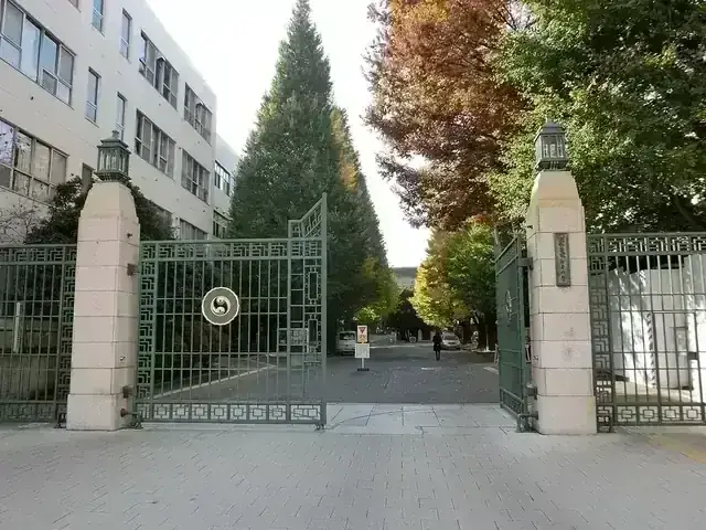 お茶の水女子大学附属高等学校