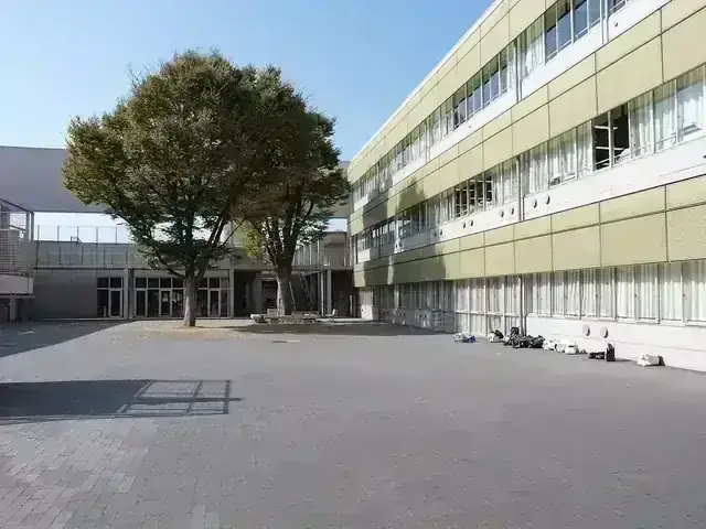 東京都立芦花高等学校