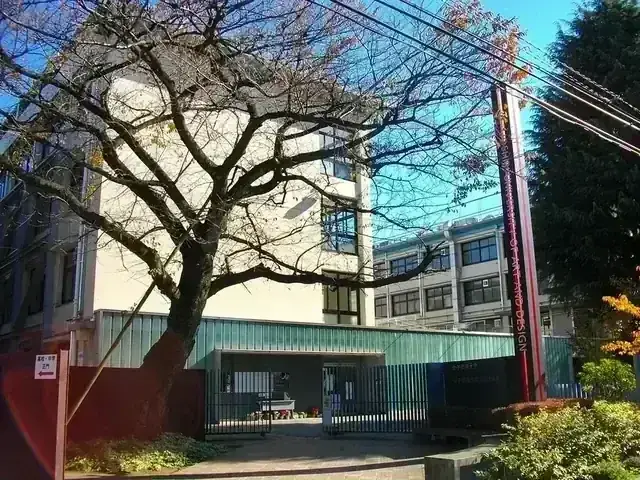 女子美術大学付属高等学校