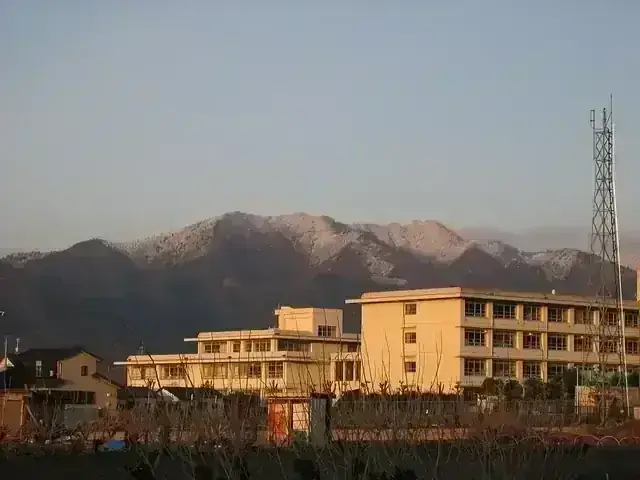 神奈川県立愛川高等学校