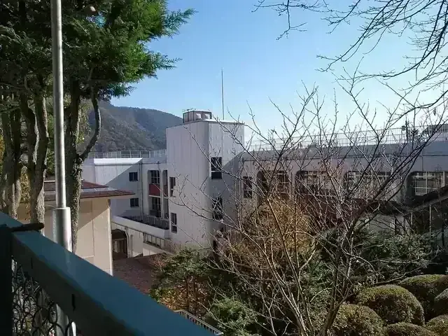 函嶺白百合学園高等学校