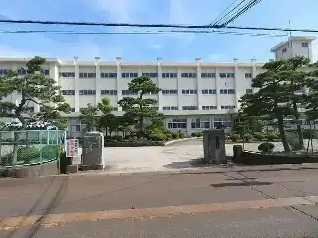 新潟県立三条商業高等学校