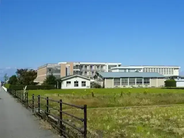 富山県立魚津工業高等学校