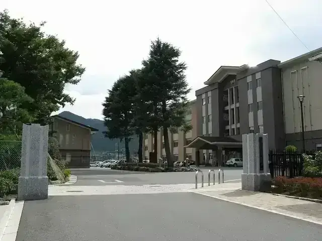 山梨県立吉田高等学校