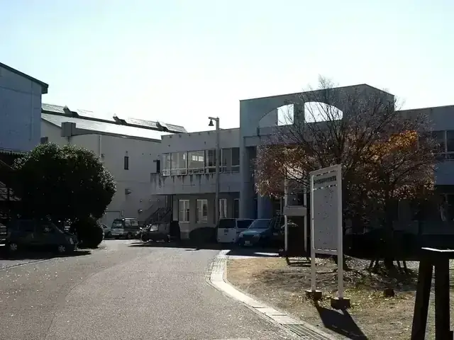 甲府市立甲府商業高等学校