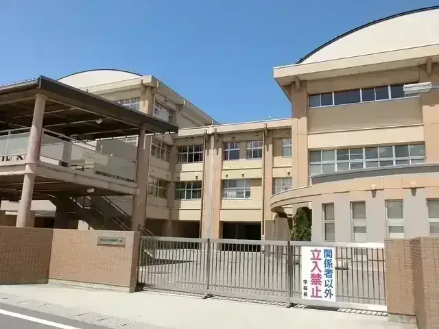 山梨県立富士北稜高等学校