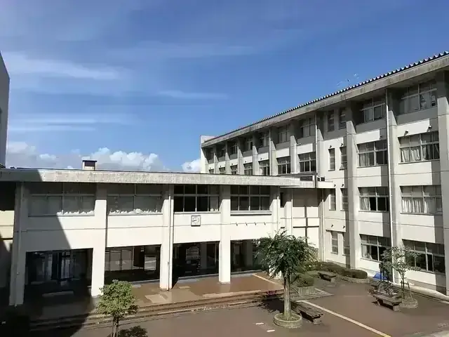 長野県諏訪清陵高等学校