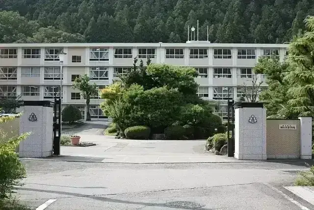 岐阜県立郡上高等学校