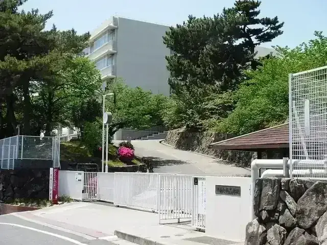 甲南女子高等学校