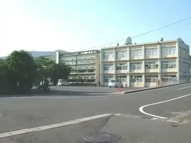 鳥取県立八頭高等学校