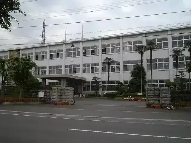 愛媛県立新居浜商業高等学校