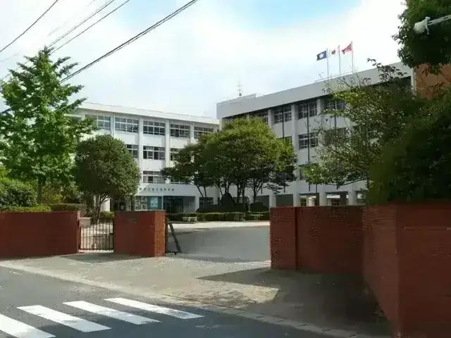 福岡県立春日高等学校