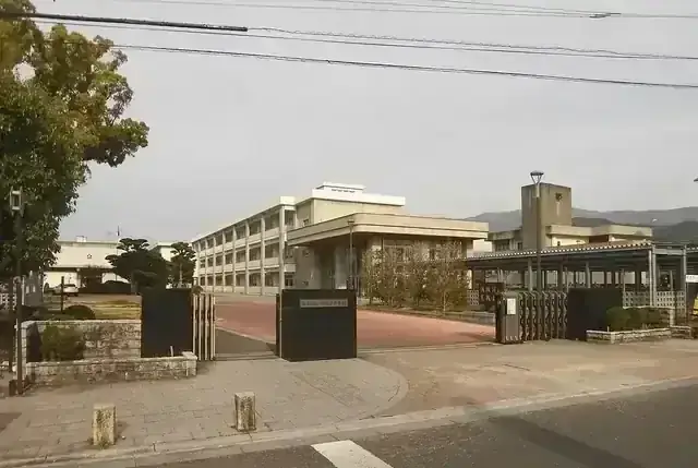 佐賀県立小城高等学校
