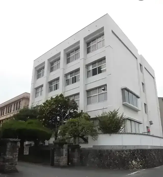 長崎県立島原商業高等学校