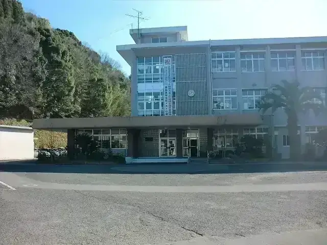鹿児島県立霧島高等学校