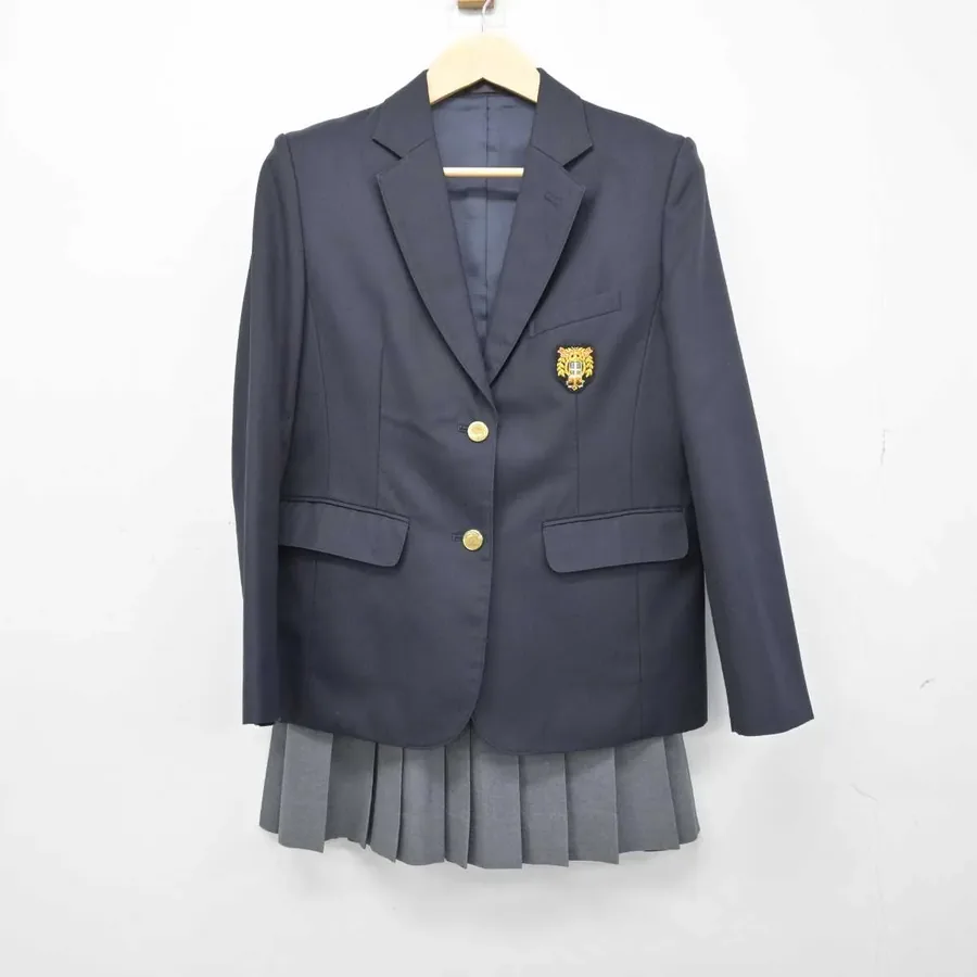 日本女子大学附属高校の制服